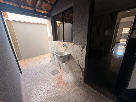 Imagem CASA COM 70 m² - ESMERALDA - PRAIA GRANDE SP