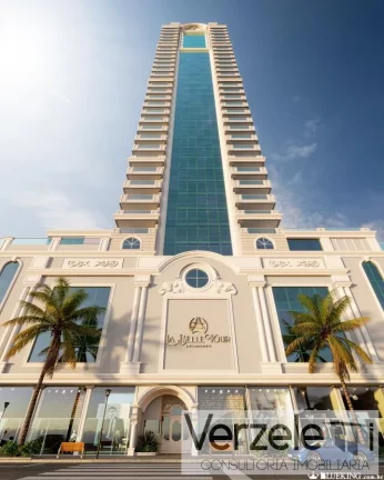 Imagem Apartamento Quadra Mar para Venda em Balneário Camboriú / SC no bairro Centro