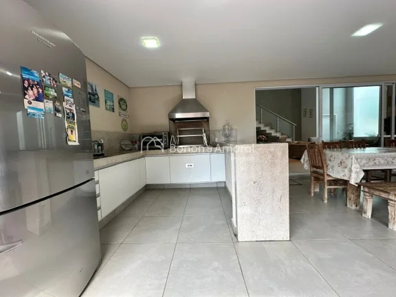 Imagem Belíssima Casa de Condomínio à Venda no Villa Lobos em Paulínia.

Casa com 3 suítes sendo uma d...