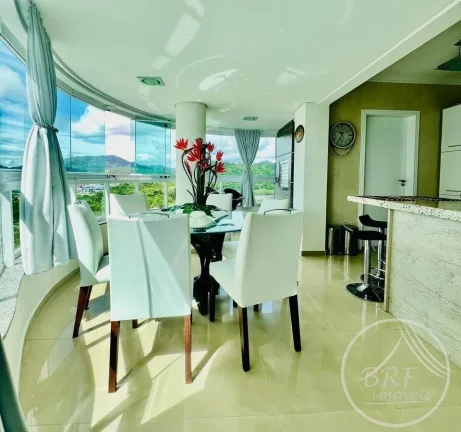 Imagem Raridade em Balneário Camboriú – Um por Andar, 50m da Praia, 3 Suítes!
