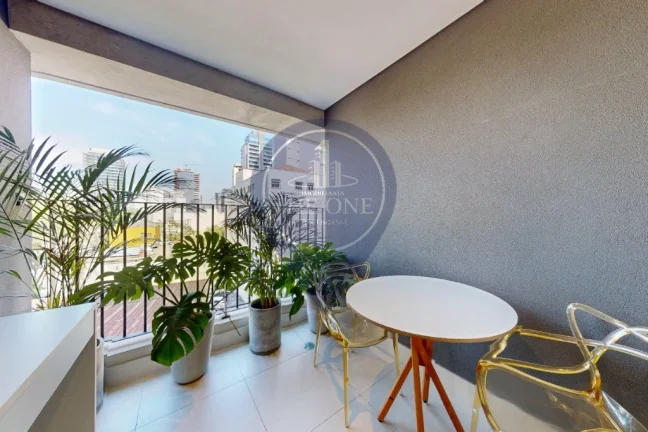 Imagem Studio à venda em Pinheiros, São Paulo-SP: 1 quarto, 2 salas, 1 banheiro, 28m² de área. Confira já!