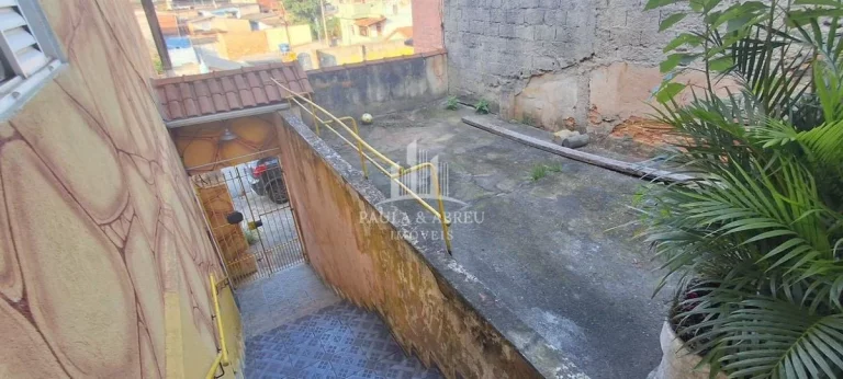 Imagem Sobrado 300m², 2 Quartos, Sendo 1 Suíte com Sacada, 1 Lavabo( desfeito p/ Closet), 3 Vagas, Área de Lazer Grande no Jardim Zaíra, Mauá-SP