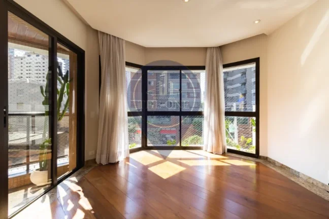 Imagem Apartamento de Luxo com 4 Suítes e 3 vagas de garagem em Perdizes, São Paulo - 215,00 m² de puro conforto!