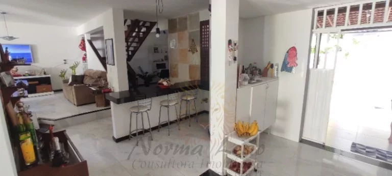 Imagem Casa Duplex em Aracaju á Venda no Bairro Farolândia. Próximo ao Hiper GBarbosa.