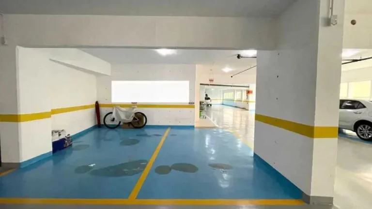 Imagem Apartamento mobiliado de alto padrão com 4 dormitórios e 3 vagas no Centro de Balneário Camboriú