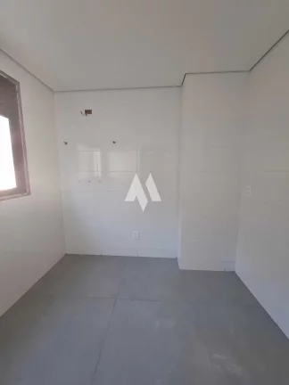 Imagem Casa Duplex /3quartos/sendo 3 suites/ piscina/Tomada para carro Elétrico/Santos
