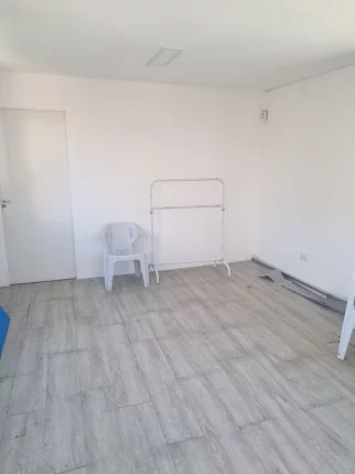 Imagem Alugo Sobrado com 3 dormitórios - 2 vagas - Edícula - Jardim Consórcio!
