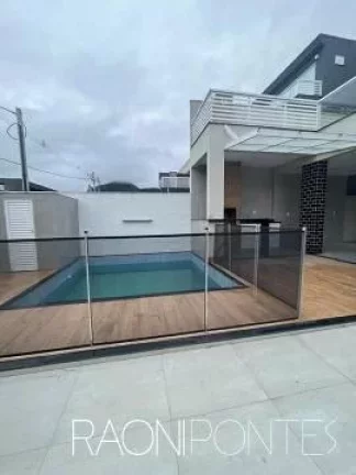 Casa de Condomínio com 3 Quartos à Venda, 370 m² em Recreio Dos Bandeirantes - Rio De Janeiro