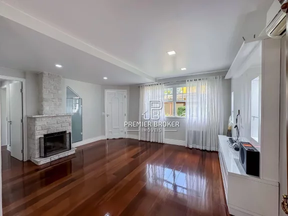 Imagem Casa à venda, 115 m² por R$ 850.000,00 - Albuquerque - Teresópolis/RJ