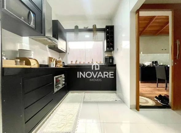 Imagem Casa com 3 dormitórios à venda, 163 m² por R$ 600.000,00 - Jardim Morumbi - Itumbiara/GO
