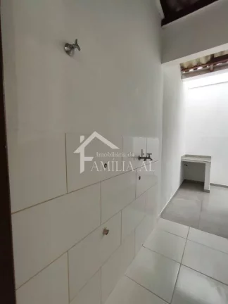Imagem Geminado Planta Baixa no bairro Espinheiros com 4 m de Abertura
