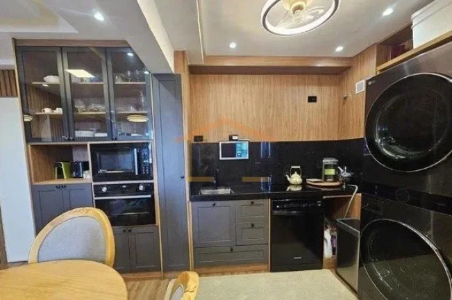 Imagem Apartamento de 38m², 2 dormitórios, banheiro, rico em planejados, cômodos amplos e bem iluminados...