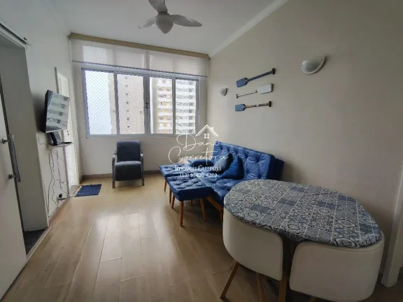 Imagem Oportunidade única: Apartamento Pitangueiras com sacada, vaga e vista para o mar - 1 quarto, 2 salas, 1 banheiro, 1 vaga de garagem, 52,00 m²!