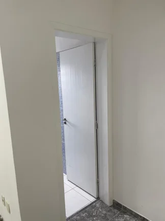 Imagem Sala comercial para locação em Sorocaba-SP, no Jardim Maria Antônia Prado. 20m², 1 sala, 1 banheiro, 5 vagas de garagem.