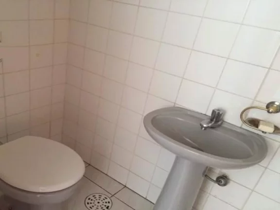 Imagem Apartamento com 150 m2, 3 dormitórios sendo 1 suíte e todos com armário embutido, sala de visita,...