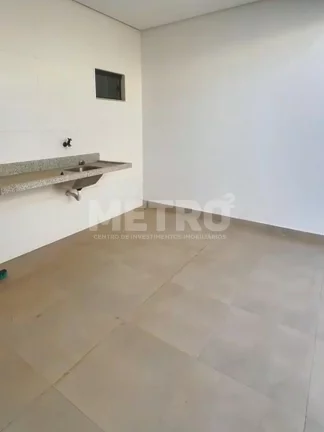 Imagem Casa à venda no Colinas do Rio com 3 quartos, sendo 1 suíte, PETROLINA - PE
