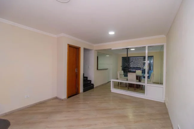 Imagem Sobrado a Venda em condominio fechado - Residencial Green Field