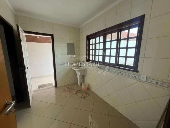 Imagem Casa à venda, com 4 quartos, 235m2