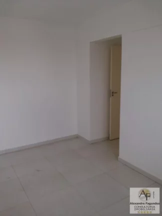 Imagem Apartamento para Venda em Goiânia, VILA ROSA, 3 dormitórios, 1 suíte, 2 banheiros, 1 vaga