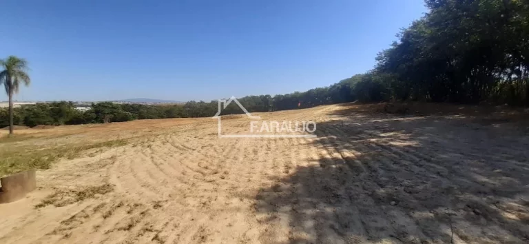 Imagem Área industrial com localização privilegiada, infraestrutura completa e potencial de crescimento