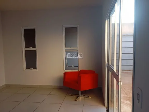 Imagem Casa à venda no bairro Loteamento Residencial Tamareiras em Uberaba