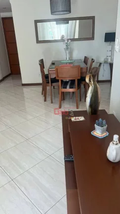 Imagem Apartamento com 3 dormitórios à venda, 140 m² por R$ 900.000,00 - Centro - Cabo Frio/RJ