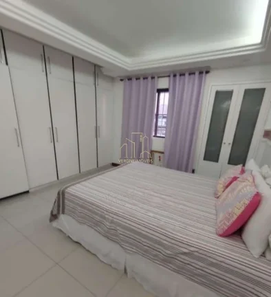 Imagem Cobertura de Luxo à Venda em Salvador-BA: 4 Quartos, 2 Suítes, 2 Salas, 6 Banheiros, 2 Vagas de Garagem, 240m² - Itaigara