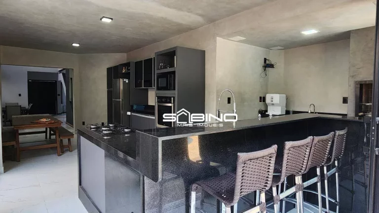 Imagem Casa à Venda, com 5 dormitórios 4 suítes 330m², 6 vagas na Riviera de São Lourenço Bertioga SP