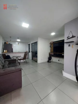 Casa Tríplex com 3 dormitórios à venda, 101 m² por R$ 450.000 - Jardim Vinte e Cinco de Agosto - Duque de Caxias/RJ