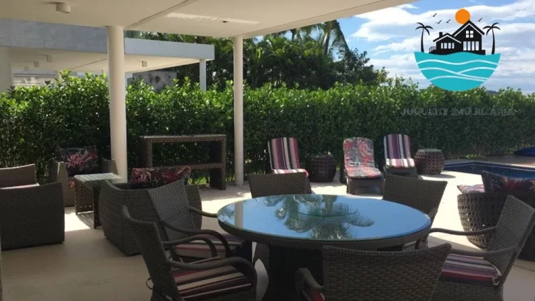 Imagem Casa Pé na Areia Juquehy Venda, Aluguel de temporada Max 8 pessoas, 4 suítes, piscina e gourmet priv,, 350m² de área construída | Juquehy Imobiliária