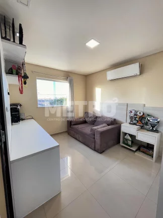 Imagem Casa à venda no bairro Km2 com 4 suítes, uma com closet, hidro, PETROLINA - PE