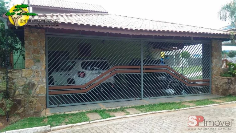 Imagem CASA EM CONDOMINIO COM 650M² EM PIRACAIA - SP