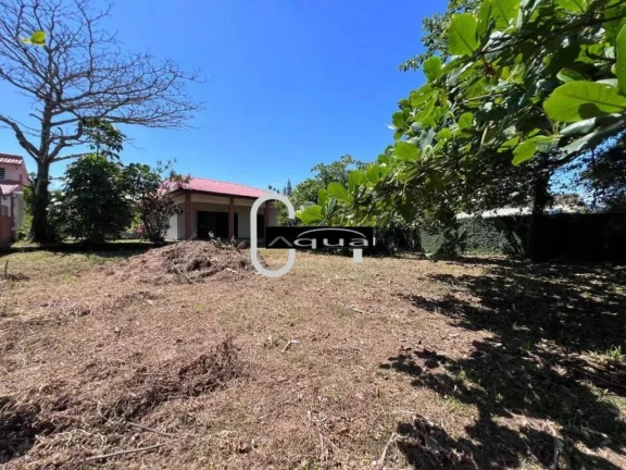 Imagem Casa para Venda em Peruíbe, Guarau, 3 dormitórios, 1 suíte, 2 banheiros, 4 vagas