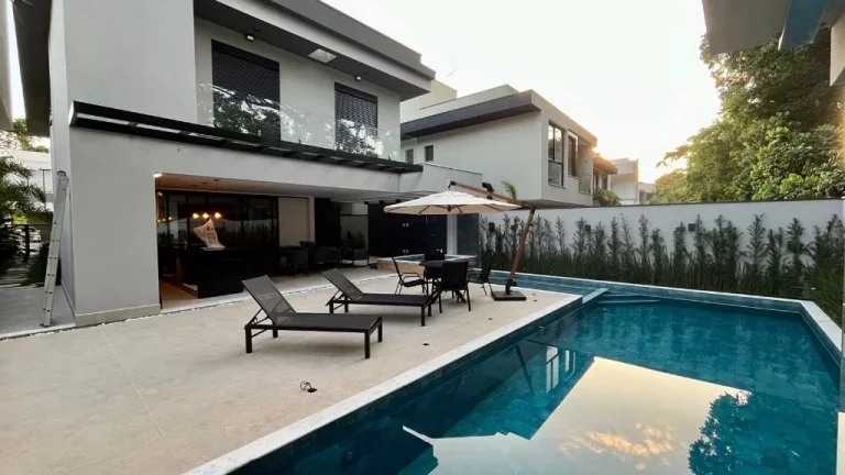 Imagem Sobrado com 6 dormitórios à venda, 380 m² por R$ 8.500.000,00 - Riviera de São Lourenço - Bertioga/SP