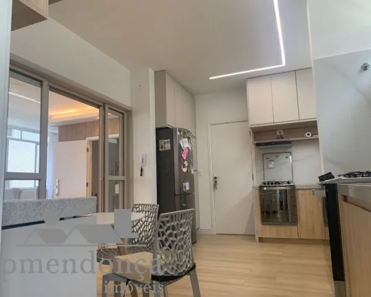 Imagem Apartamento a venda em Higienópolis com 3 quartos( 1 suíte ) e 1 vaga, 175m²
