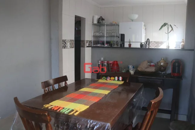 Imagem Casa com 2 dormitórios à venda, 230 m² por R$ 530.000 - José Gonçalves - Armação dos Búzios/RJ