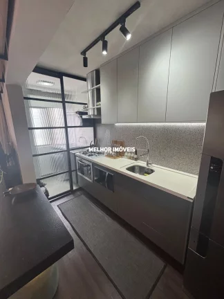 Imagem Apartamento com 02 dormitórios mobiliado e decorado á venda no centro de Balneário Camboriú.