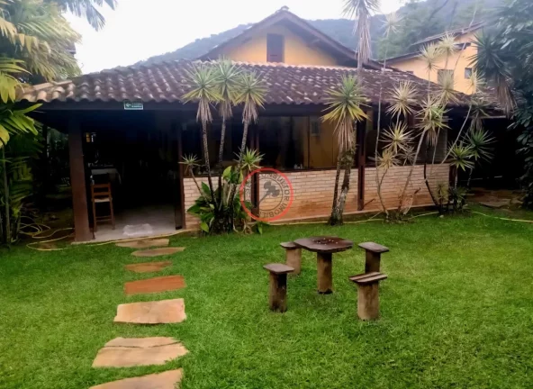 Imagem POUSADA BEM LOCALIZADA COM 22 QUARTOS 2 CASAS DE APOIO PARA RECEPÇÃO,CAFE E JOGOS,2 PISCINAS SAUNA AREA DE ESTACIONAMENTO