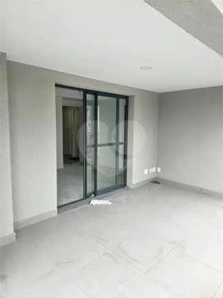 Imagem Apartamento à venda com 2 quartos, sendo 1 suíte, no condomínio Movi Campo Belo, São Paulo - SP