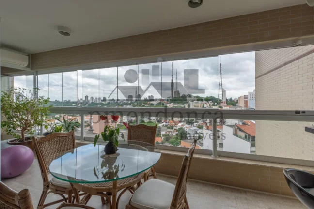 Imagem Apartamento em Perdizes com 03 suítes e 04 vagas, 166m²