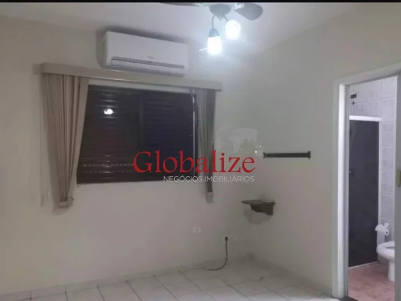 Imagem Duplex em fase de reforma com 5 dormitórios sendo 3 suítes e 2 vagas de garagem na Aparecida em Santos (SP) por R$.1.300.000,00 !