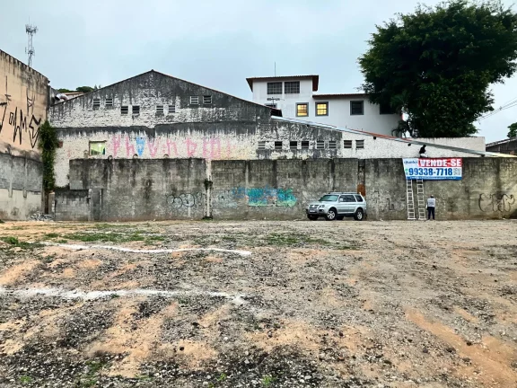 Imagem Área de 922m² no Centro de Embu das Artes: Venda por R$ 6.500.000