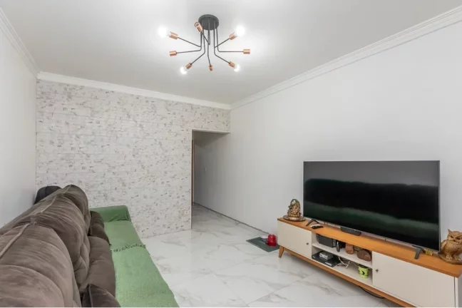 Imagem Sobrado 69m² em rua tranquila – 2 dormitórios + churrasqueira