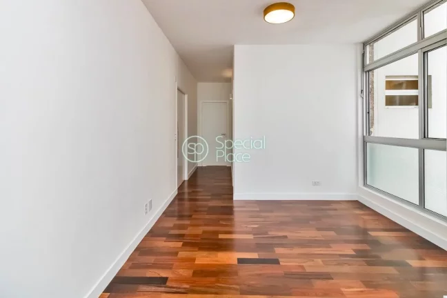 Imagem 02 Vagas de Garagem 267,75 m² de área útil 03 suítes (sendo uma master com banheiro senhor e sen...