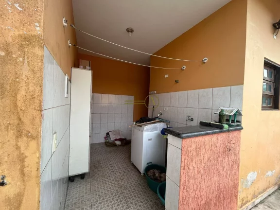 Imagem Terreno de 360m² com construção de 280m² no Cond. São Luís – Portaria 24h