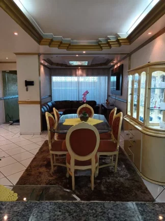 Imagem Sobrado com 4 dormitórios à venda, 299 m² por R$ 795.000,00 - Baeta Neves - São Bernardo do Campo/SP