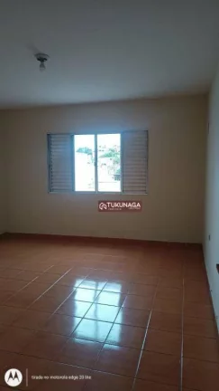 Imagem Sobrado com 3 dormitórios para alugar, 134 m² por R$ 2.241,08/mês - Cidade Soberana - Guarulhos/SP