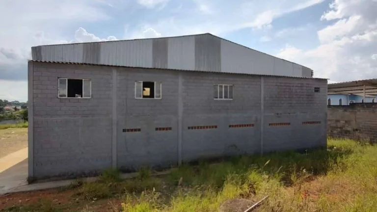 Imagem Galpão 3.000 m², fabricação, estoque, trifásico, fácil acesso