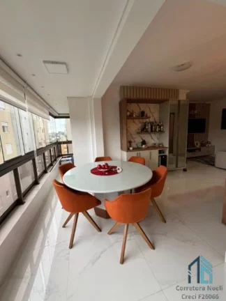 Imagem Apartamento com Ampla Sacada, Semi mobiliado, 02 quartos c/suíte em Curitiba PR