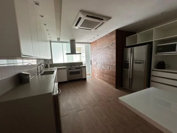 Imagem Apartamento com 4 Quartos à Venda, 333 m² em Barra Da Tijuca - Rio De Janeiro